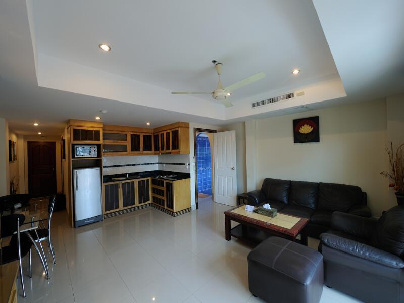 Royal Park Apartments Jomtien Beach Exterior foto