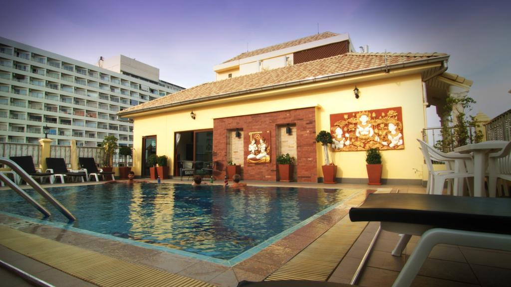 Royal Park Apartments Jomtien Beach Exterior foto